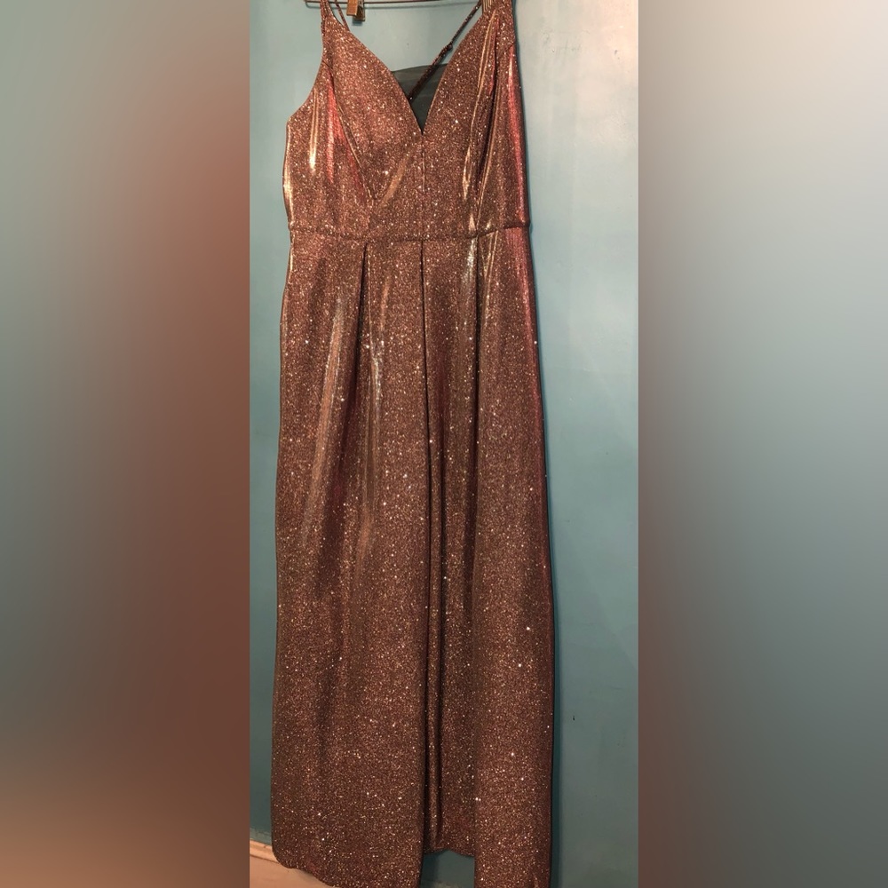 Iridescent dress for a formal night